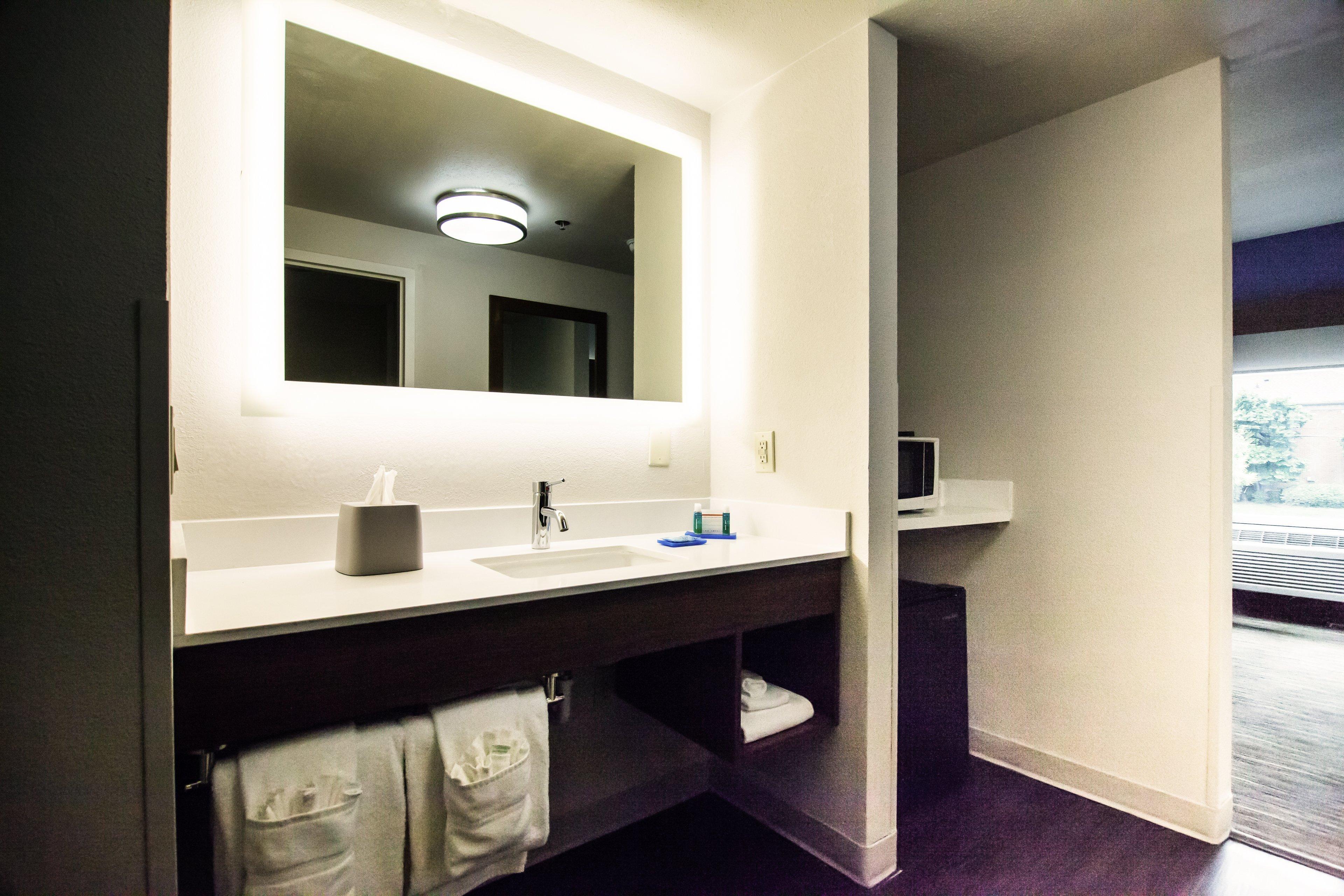 Express & Nashville 65s Hotel Brentwood