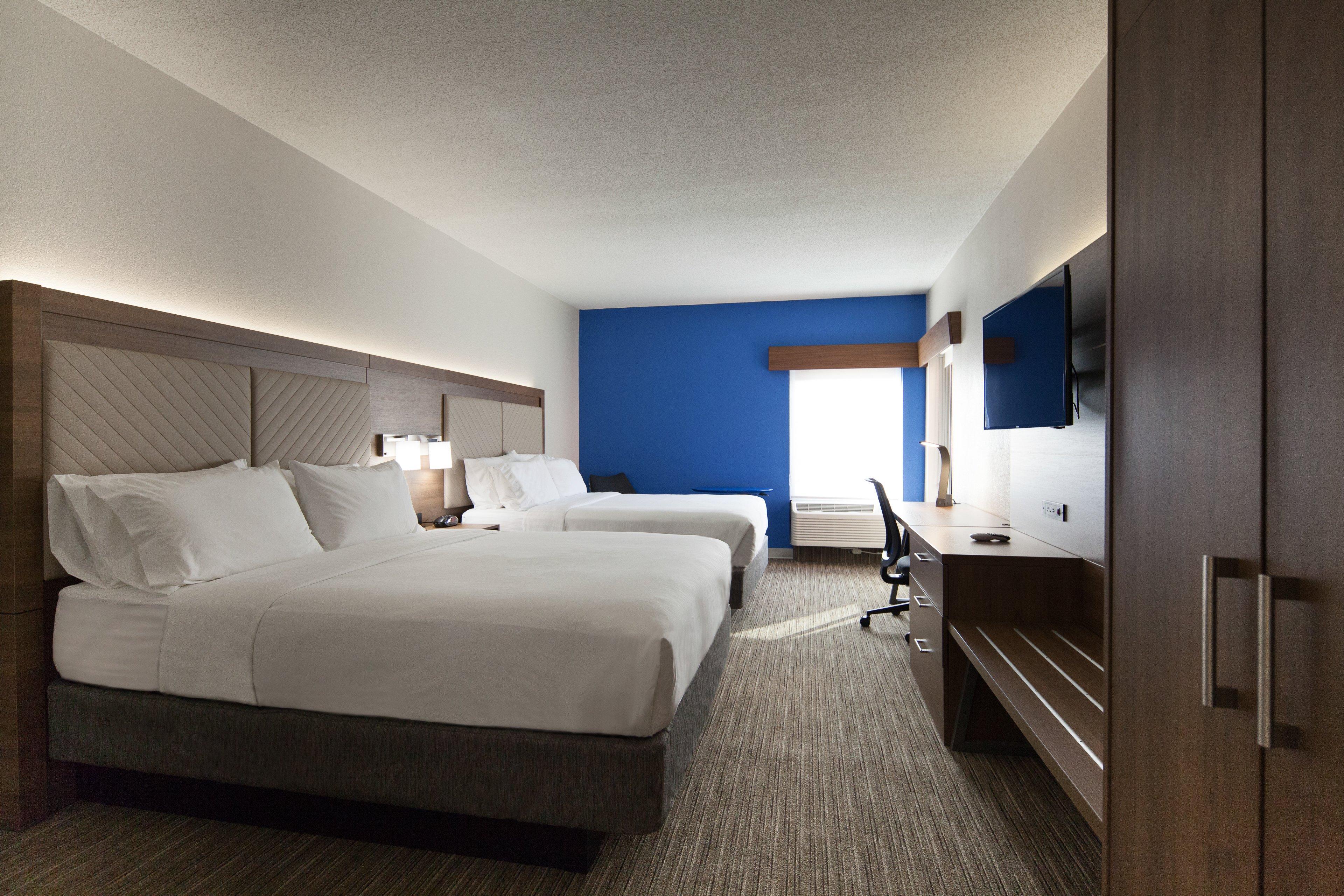 Express & Nashville 65s Hotel